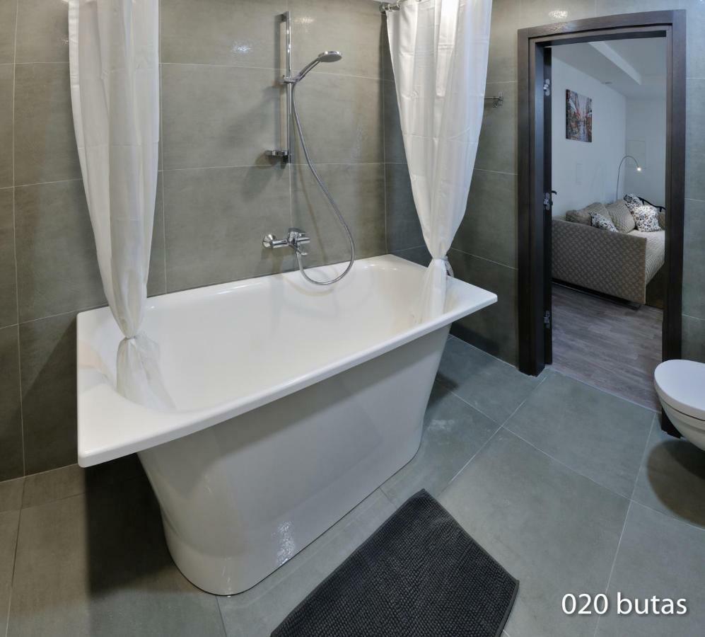 Luxurious Apartment Vilnius Exterior photo